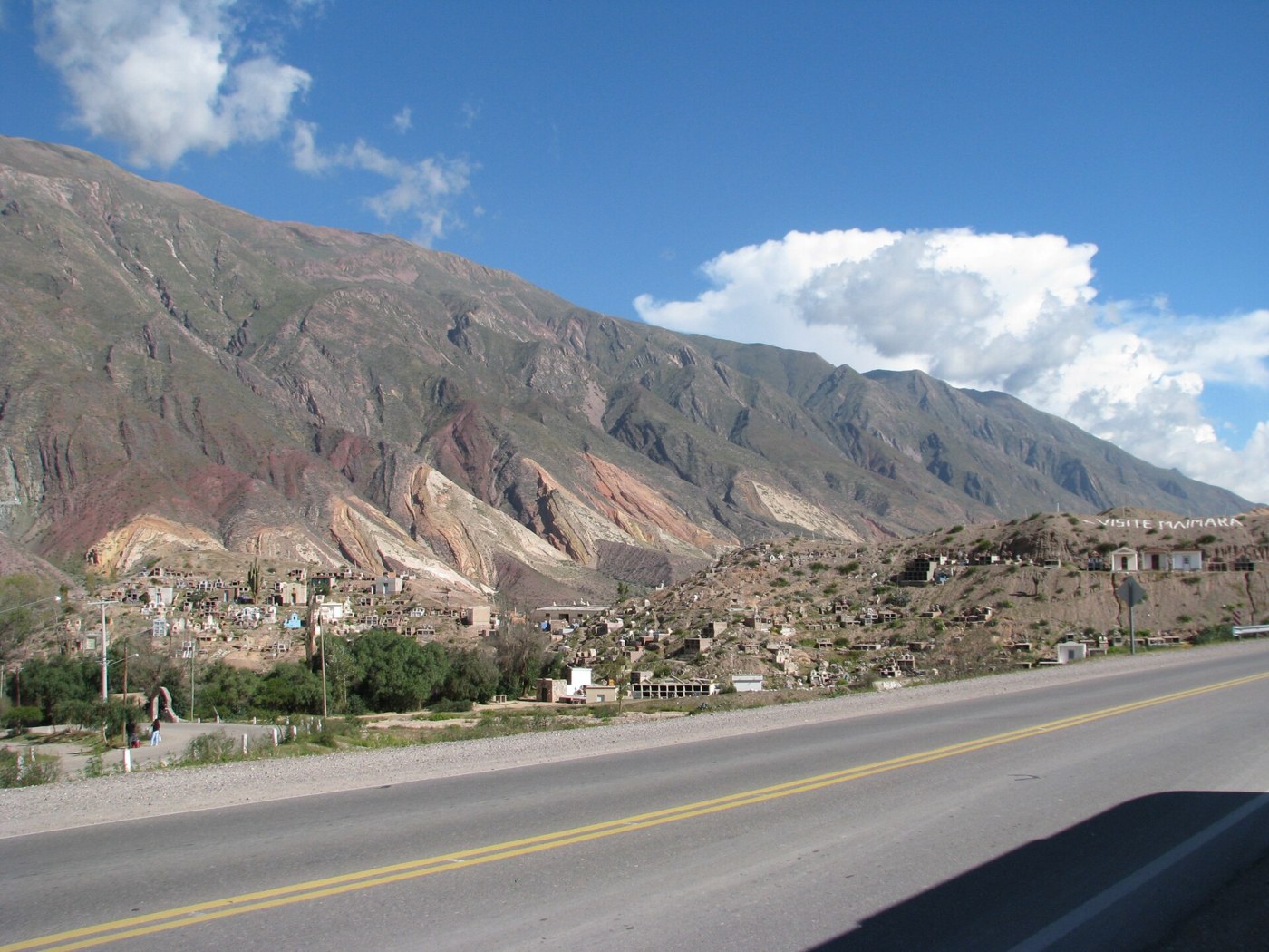 Maimará and the slopes of the Paleta del Pintor